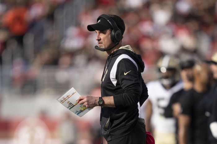 Dennis Allen